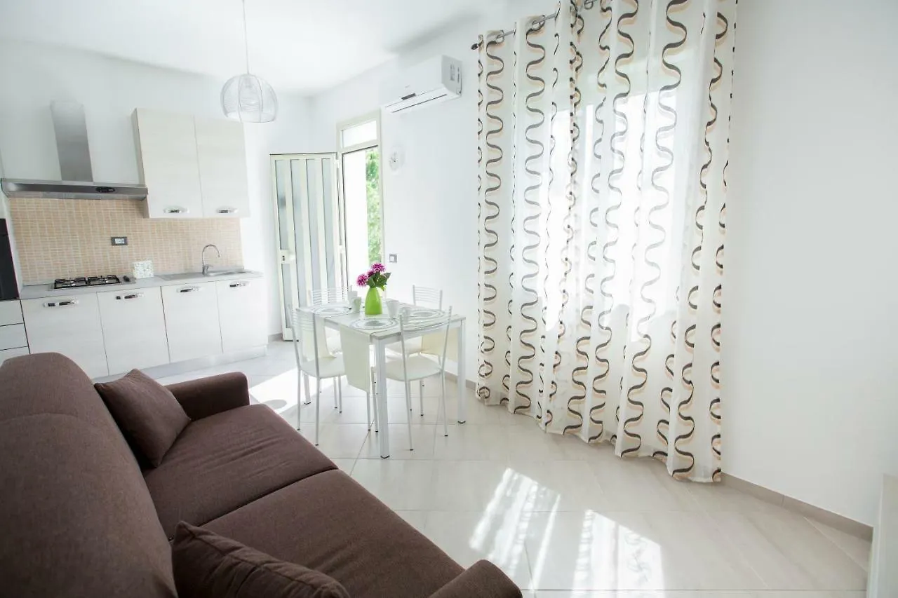 Le Zagare Apartment Lascari Italy